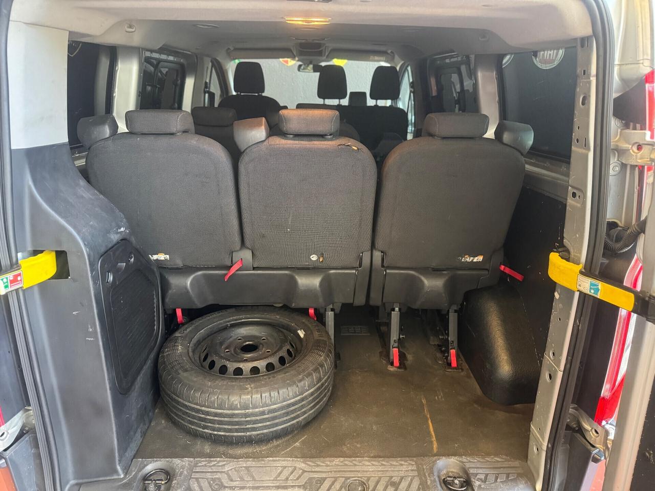 Ford Tourneo Custom 310 2.0 130CV 9 POSTI iva compresa