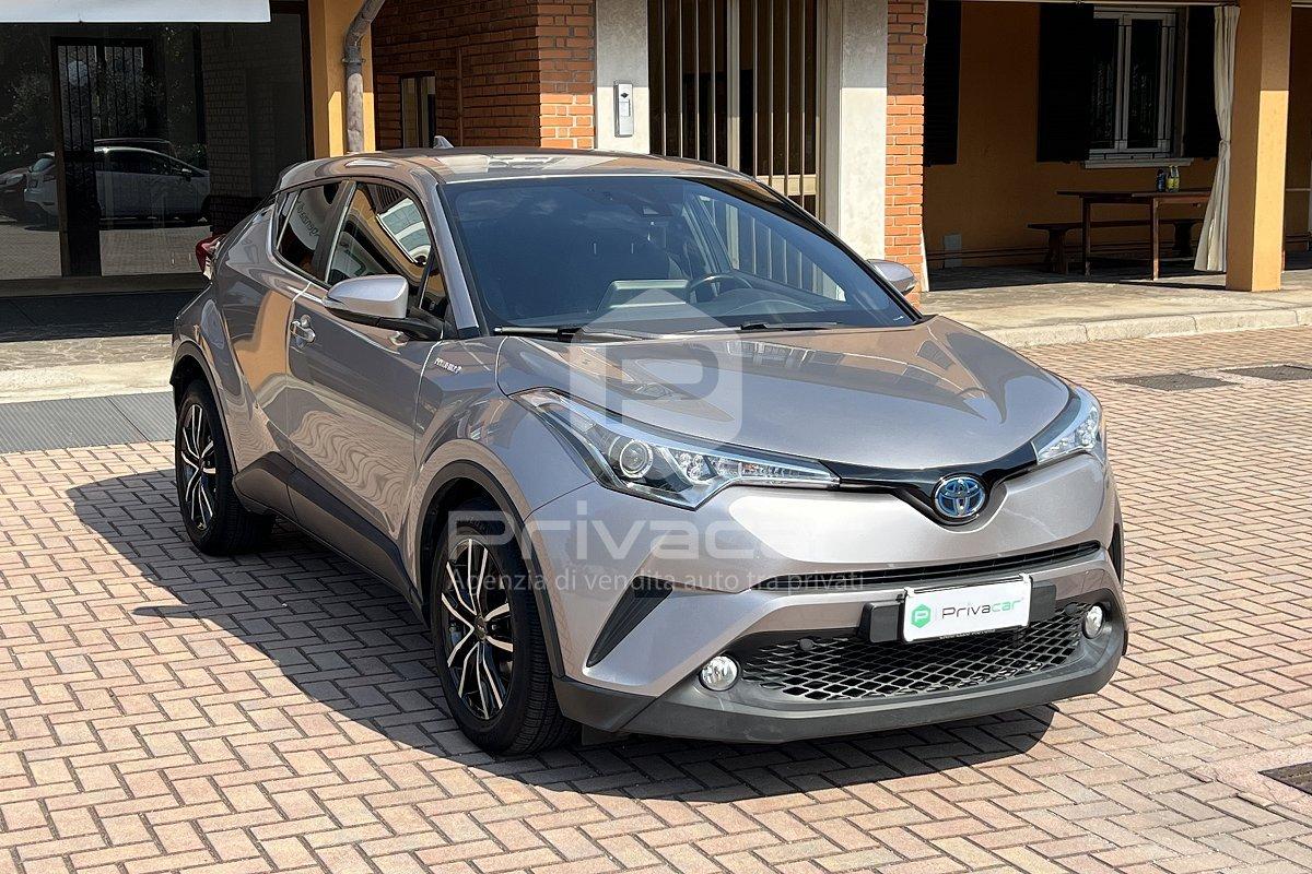 TOYOTA C-HR 1.8 Hybrid E-CVT Trend