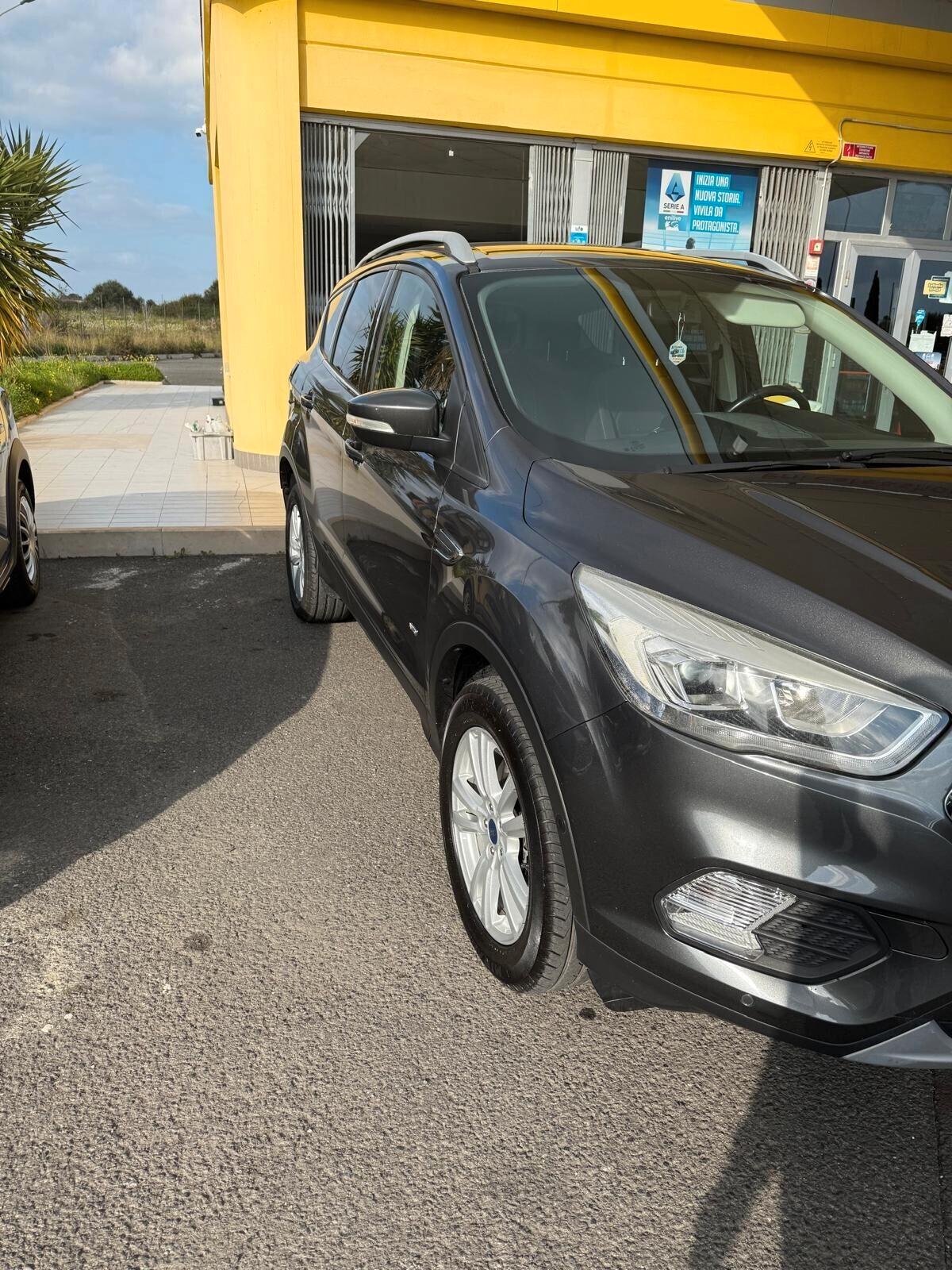 Ford Kuga 2.0 TDCI 150 CV S&S 4WD Titanium Powershift