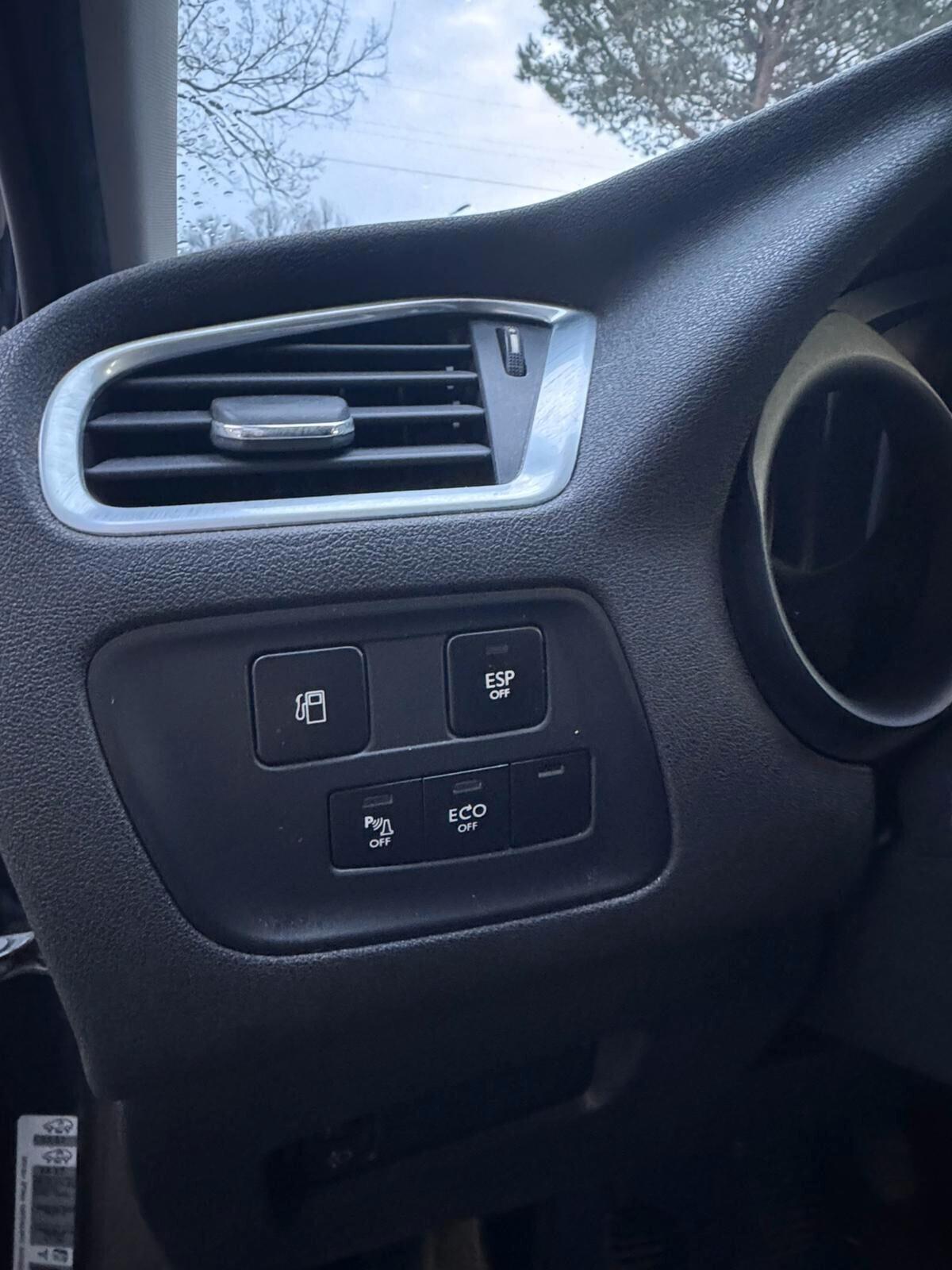 CITROEN C4 1.6 112CV 2012