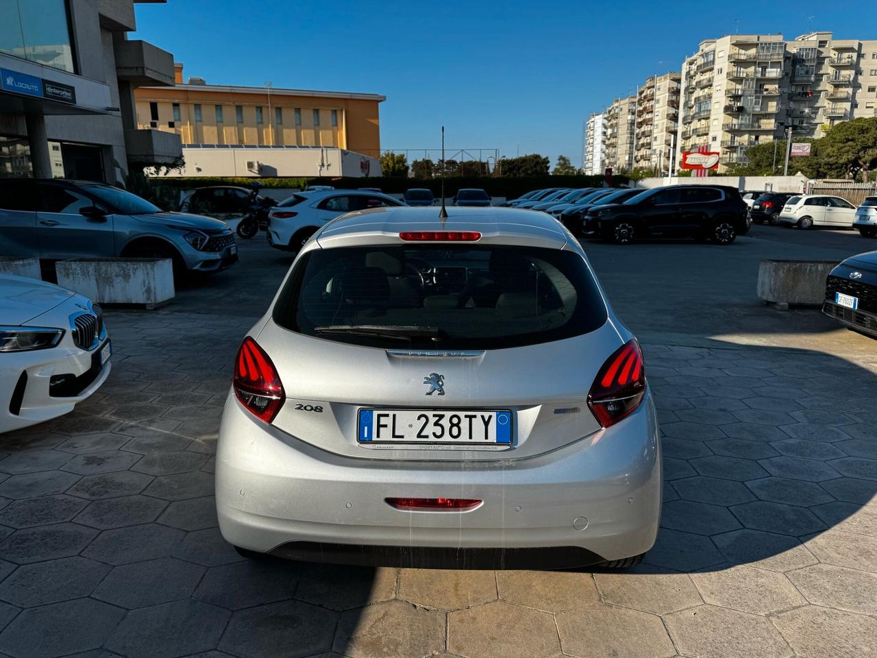 PEUGEOT 208 1.2 GPL 82CV SENSORI POSTERIORI