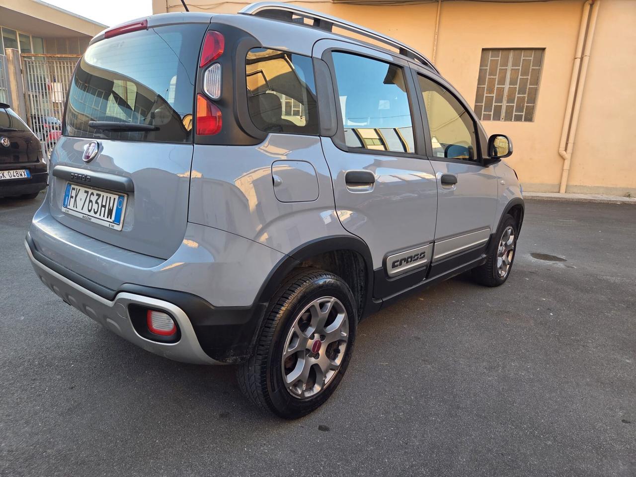 Fiat Panda Cross 1.3 MJT 95 CV S&S 4x4 perfetta unico proprietario garanzia 12 mesi