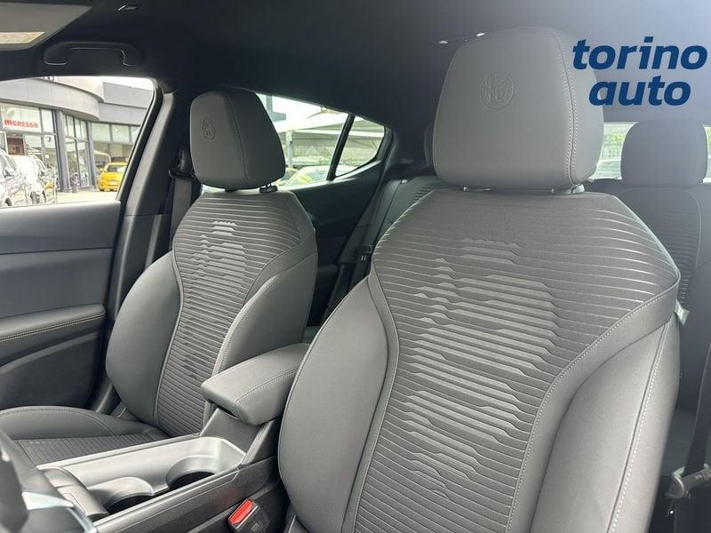 Alfa Romeo Tonale 1.3 Plug-in Hybrid Q4 270cv AT6 Sprint