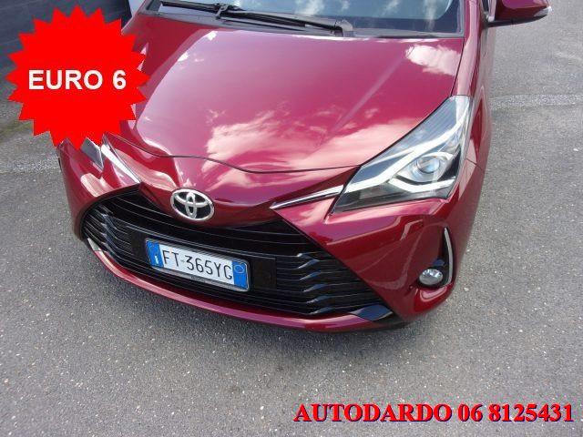 TOYOTA Yaris 1.5 5 porte LOUNGE