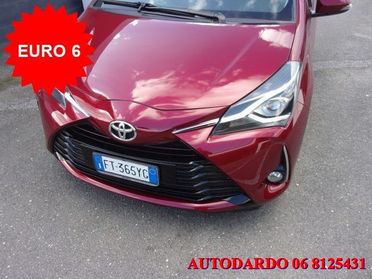 TOYOTA Yaris 1.5 5 porte LOUNGE