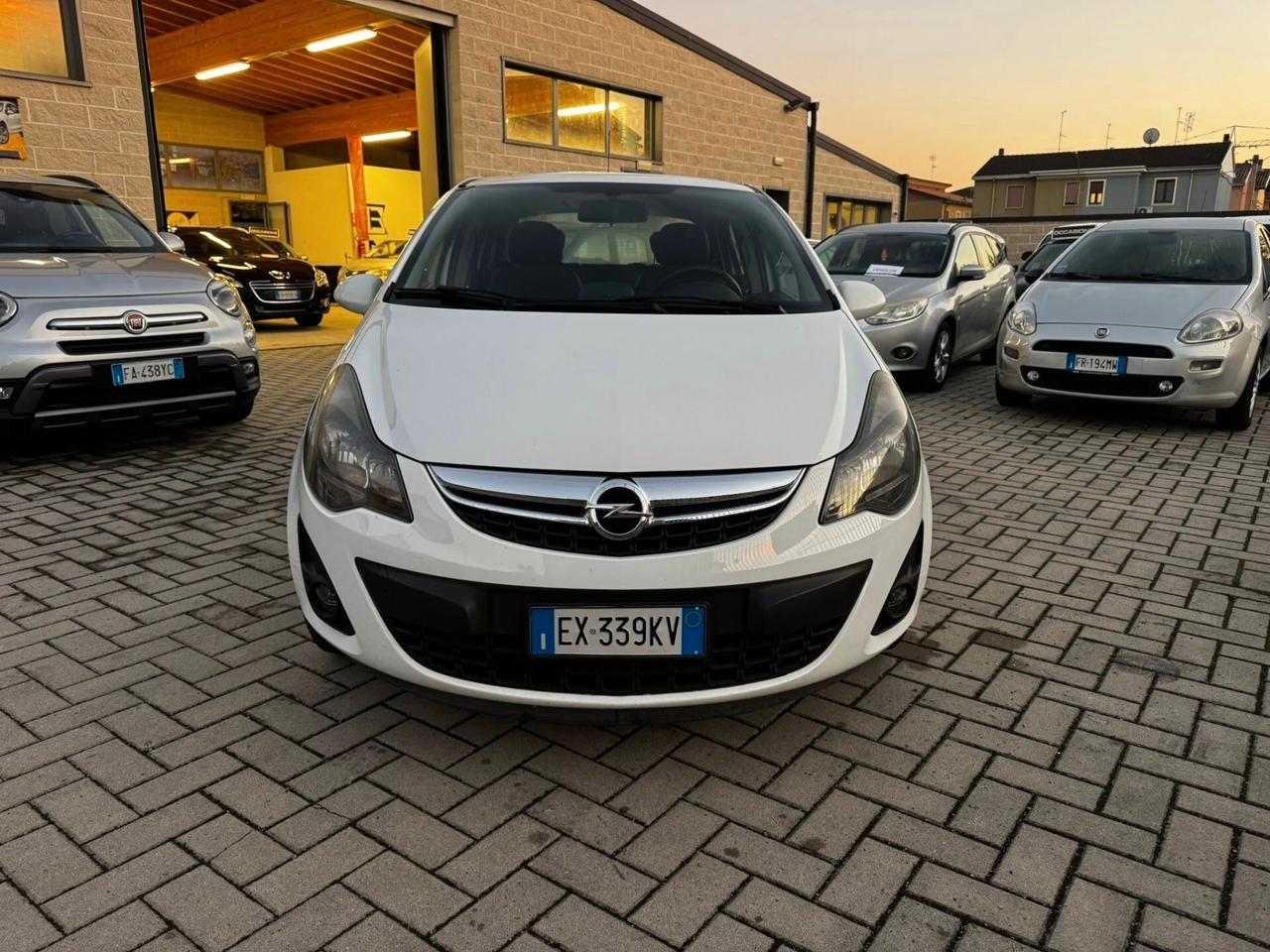 Opel Corsa 1.2 85CV 5 porte GPL-TECH Edition