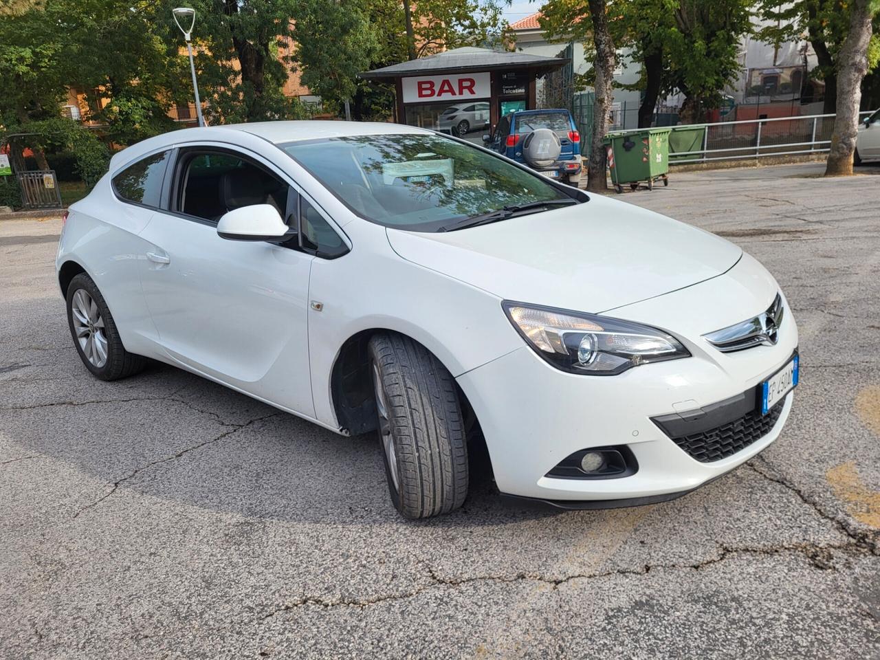 OPEL ASTRA 1,4 GTC-140 CV-3 PORTE-METANO-4 REVISIONI
