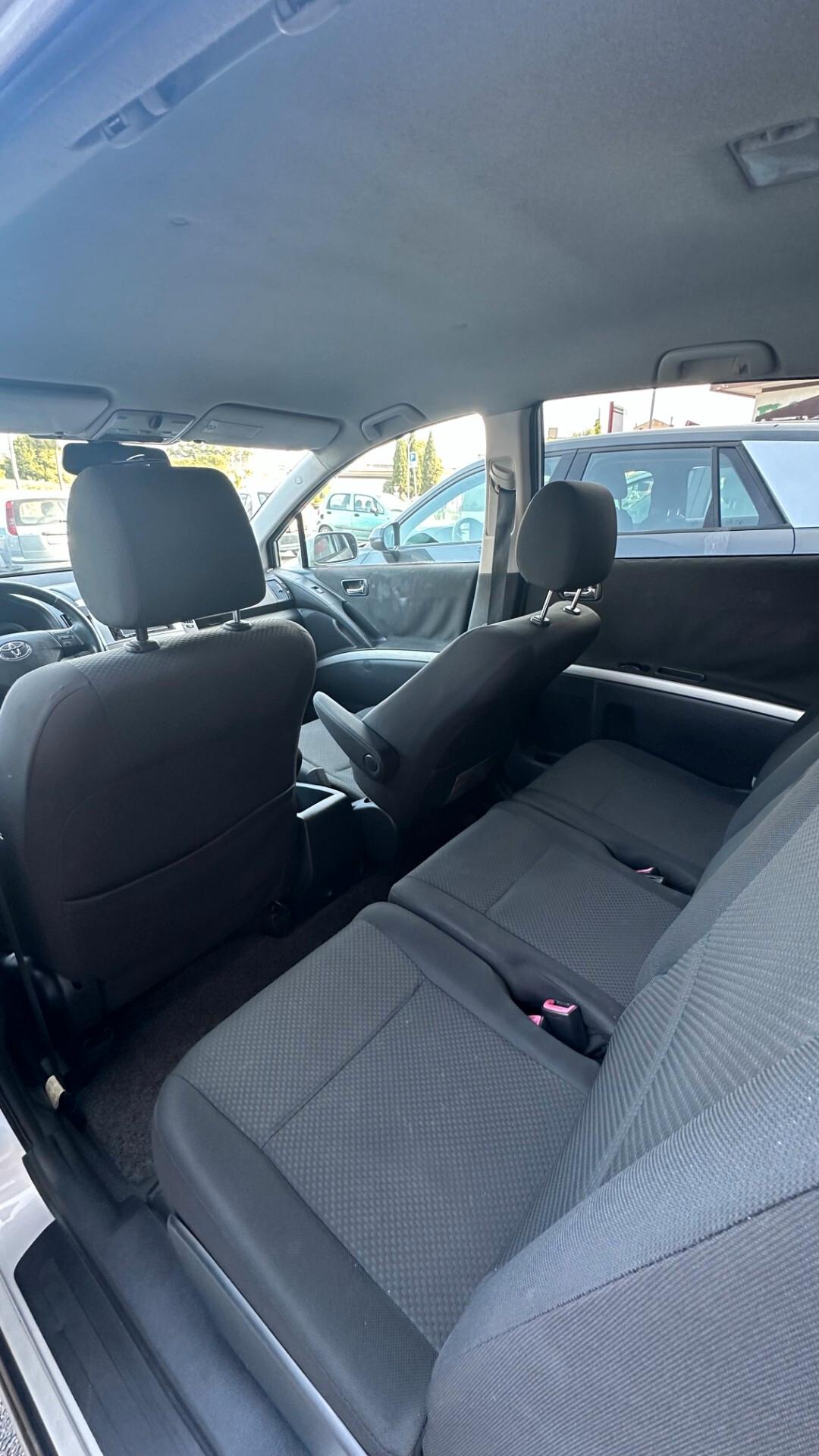 Toyota Corolla Verso 2.2 16V D-4D Sol