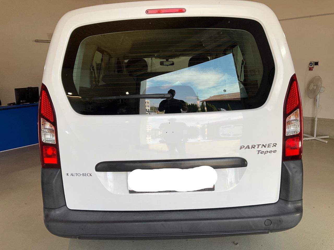 Peugeot Partner Tepee BlueHDi 100 Active