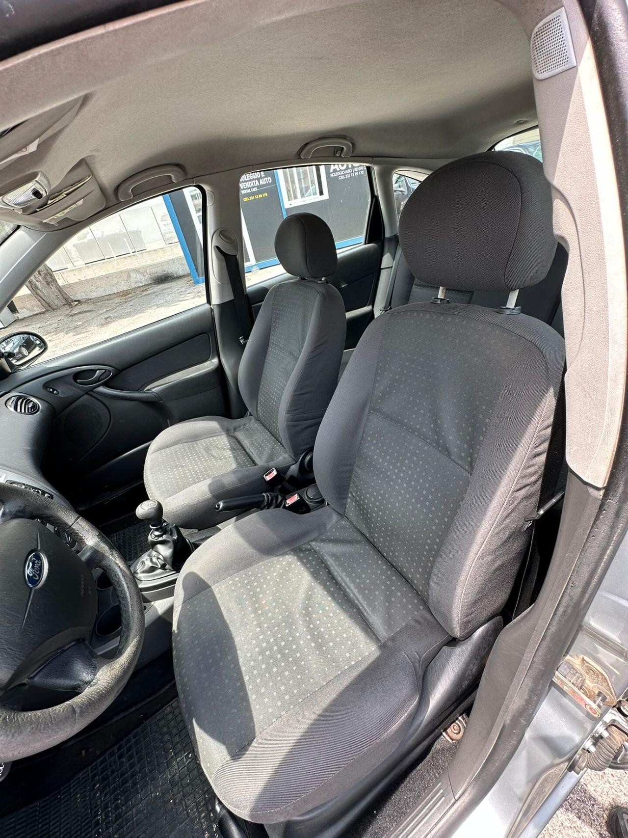 Ford Focus 1.8 TDCi (100CV) cat 5p. Ambiente
