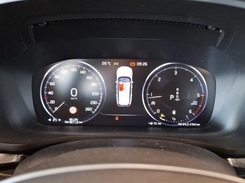 VOLVO V60 B4 D autom. Momentum Business WAGON