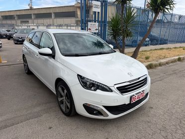 Peugeot 308 sw 1.6 diesel 120 cv 2016 navigatore