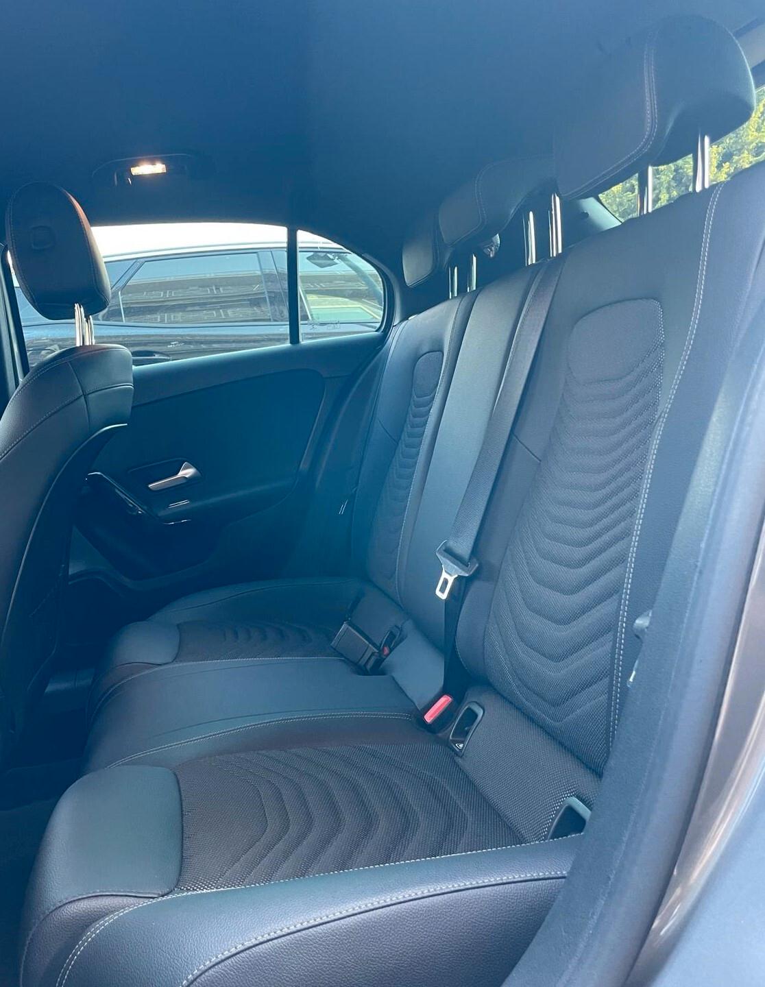 Mercedes-benz A 180 AMG Premium 2019
