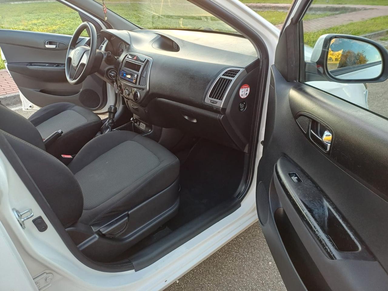 Hyundai i20 1.2 5p. BlueDrive GPL Sound Edition