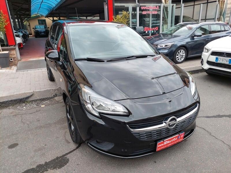 Opel Corsa 1.4 5 porte Black Edition