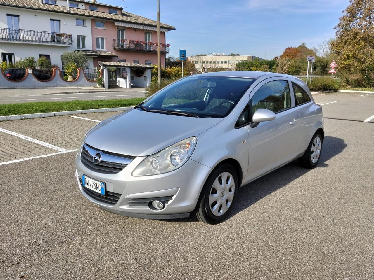 Opel Corsa 1.2 82Cv 3 Porte*Aux*Neopatentati