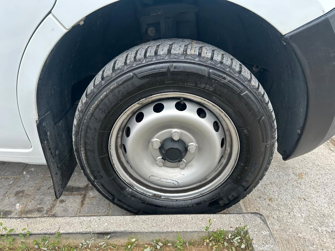Nissan Interstar 35 2.3 dCi 135CV PL-TN N-Connecta Furgone