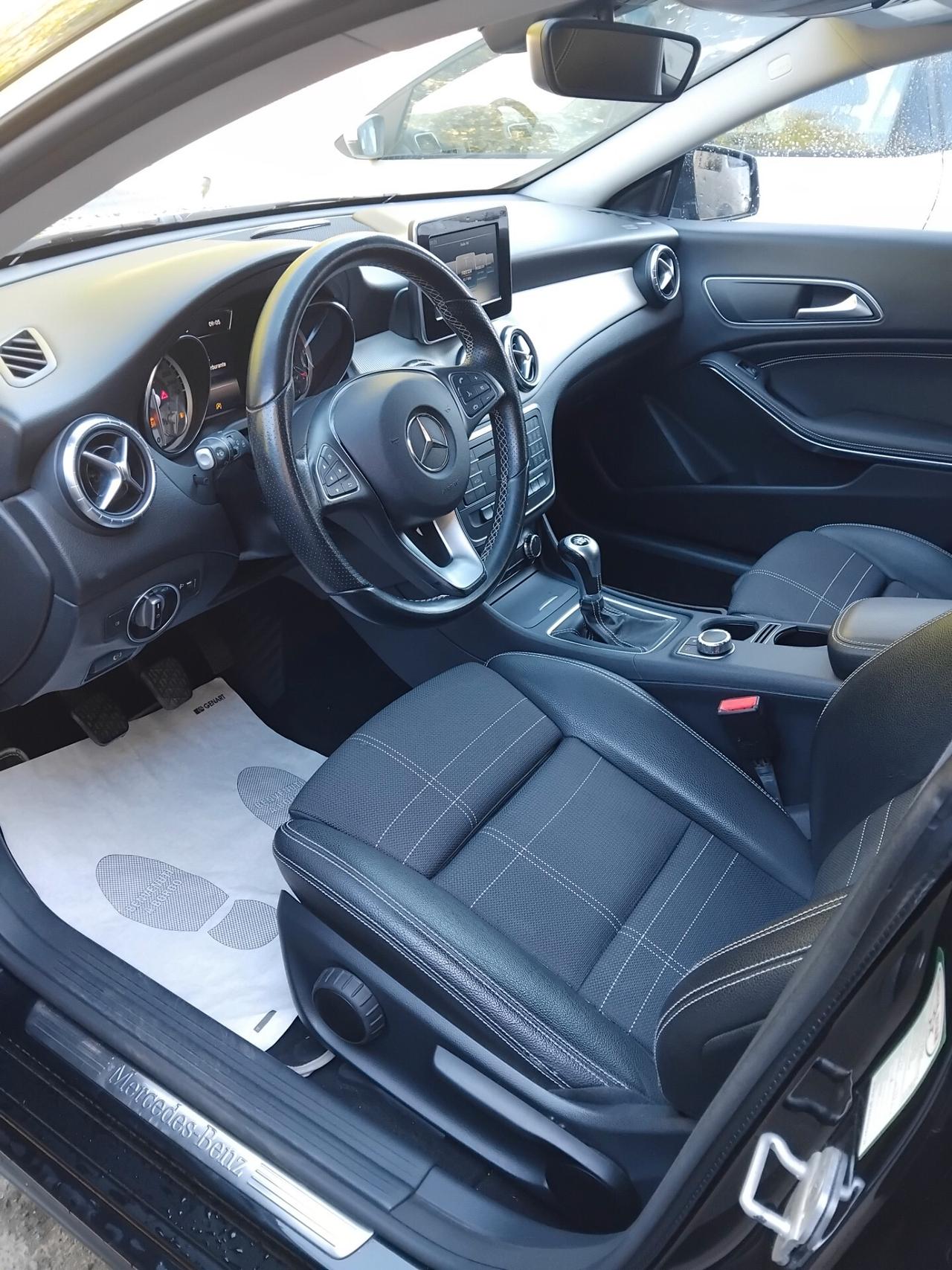 Mercedes-benz CLA 180 d S.W. Premium