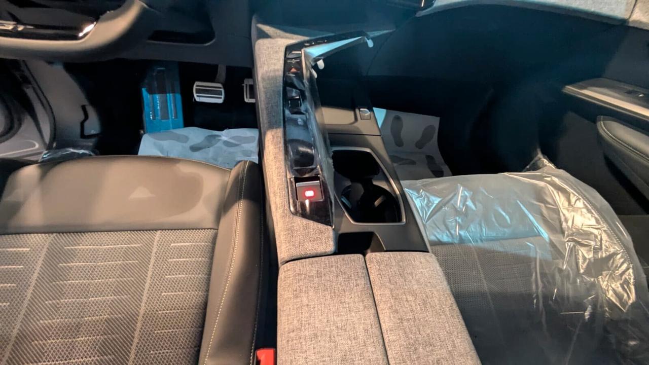 Peugeot 3008 Hybrid 145 e-DCS6 GT