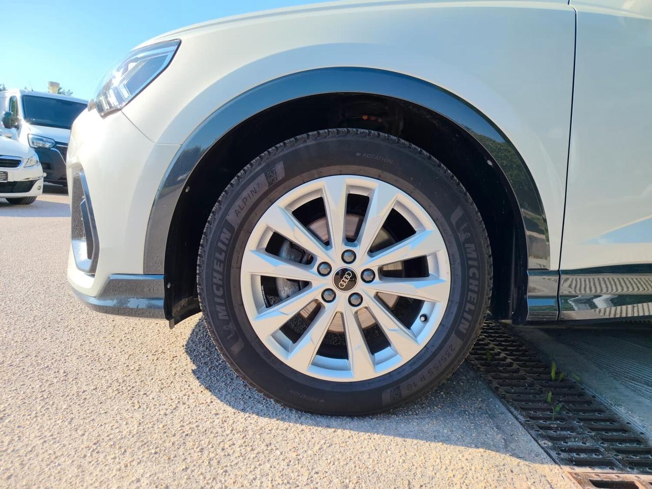 Audi Q3 SPB 35 TDI S tronic Business Plus