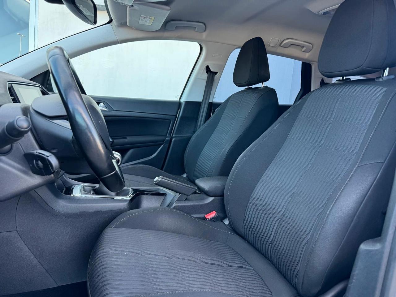 Peugeot 308 BlueHDi 120 S&S SW Business