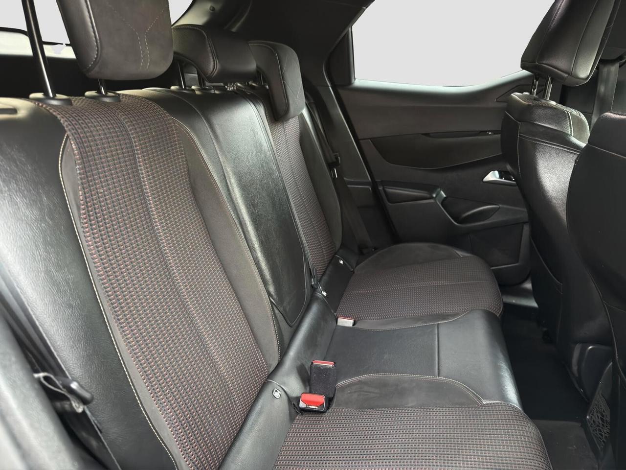 Ds DS3 3 Crossback BlueHDi 130 aut. Performance Line 2022