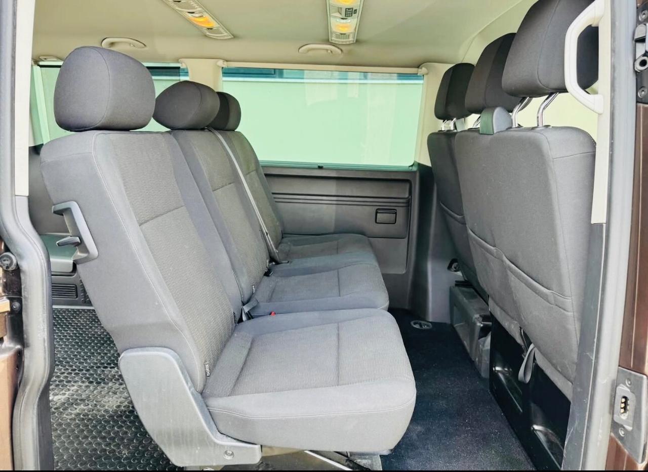 Volkswagen Caravelle 2.0 TDI 150CV DSG 4 Motion PC Comfortline