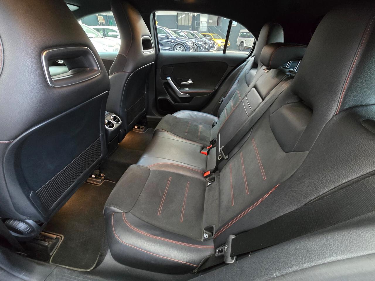 MERCEDES-BENZ A 200 AMG PREMIUM NIGHT EDITION SPORT 5P 163CV