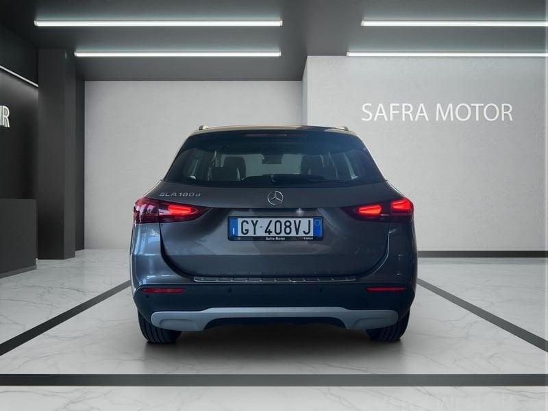 Mercedes-Benz GLA GLA 180 d Advanced