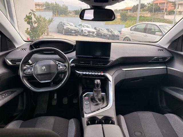 PEUGEOT 3008 BlueHDi 130 S&S Business