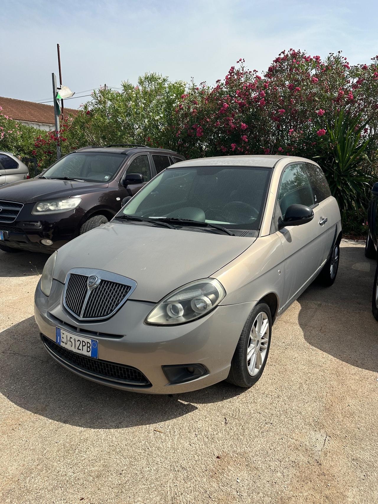 Lancia Ypsilon 1.3 MJT 75 CV Diva NEOPATENTATI PRONTA CONSEGNA