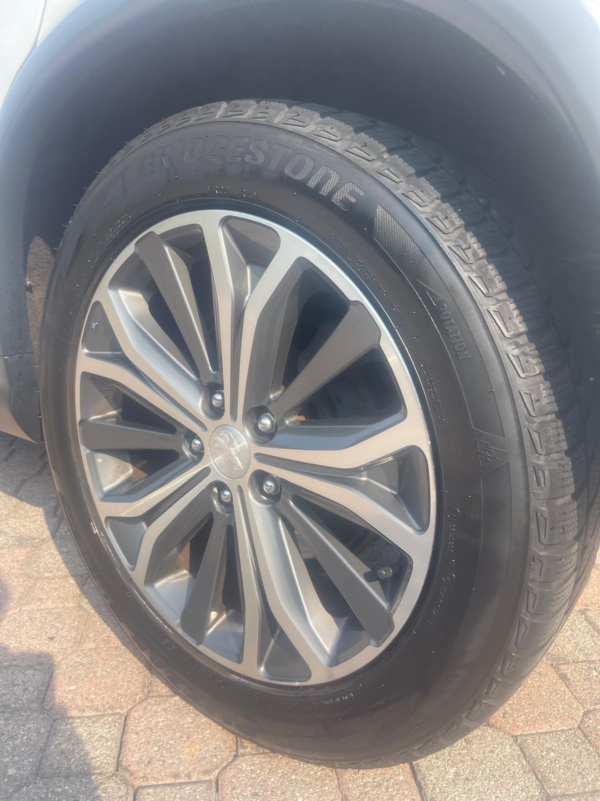 Peugeot 4008 2.0HDI 110KW 4WD