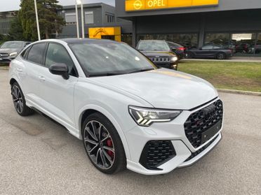 AUDI RS Q3 SPB quattro S tronic