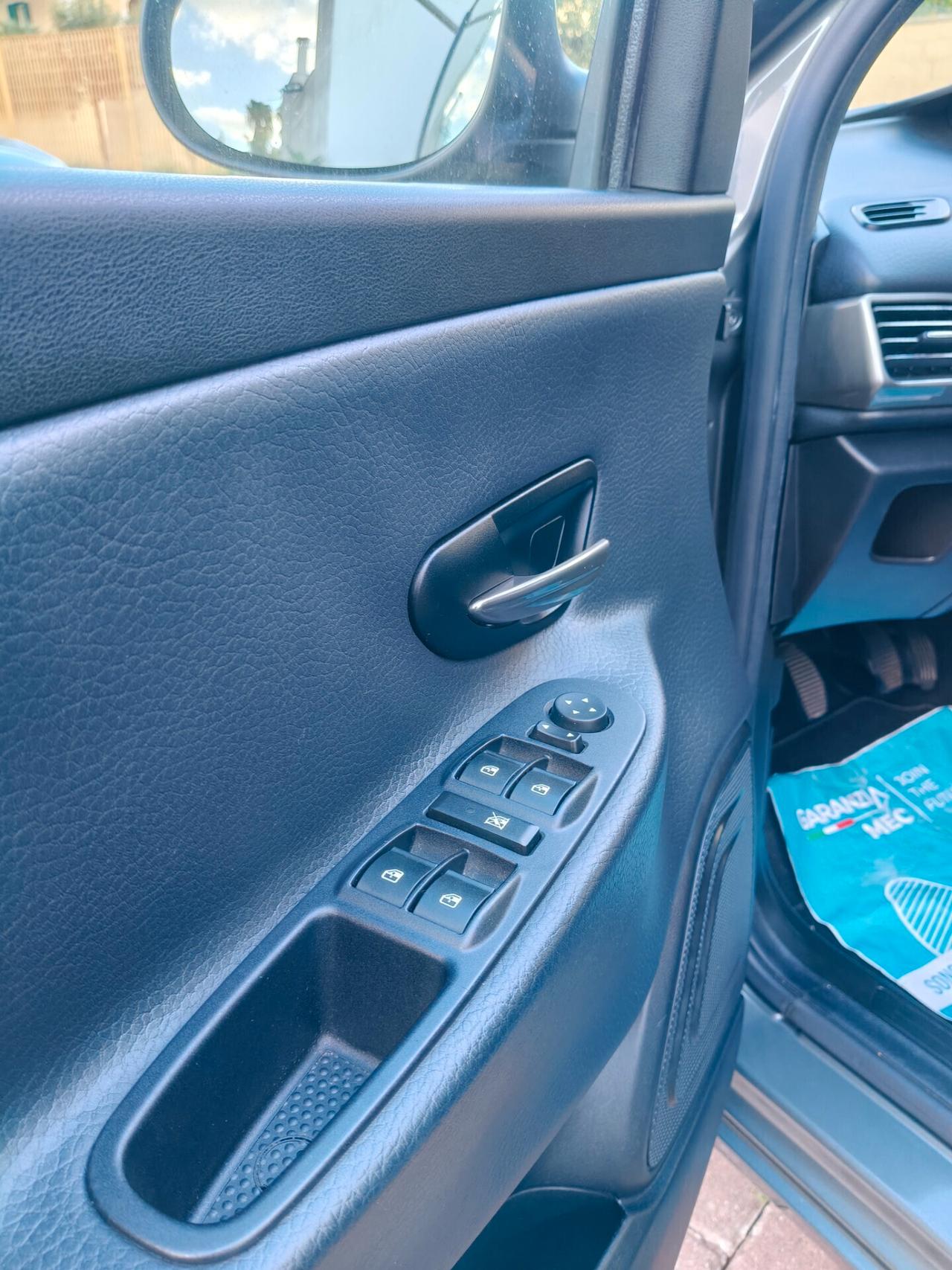 Lancia Ypsilon 1.2 69 CV 5 porte GPL Ecochic Elle