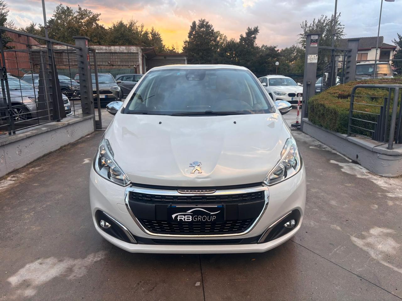 Peugeot 208 PureTech 82 5 porte Allure