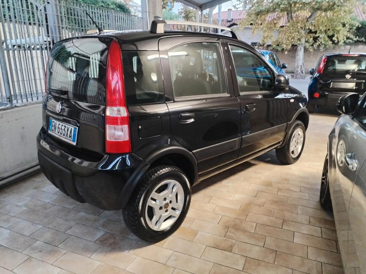 Fiat Panda 1.3 MJT 16V DPF 4x4 Climbing