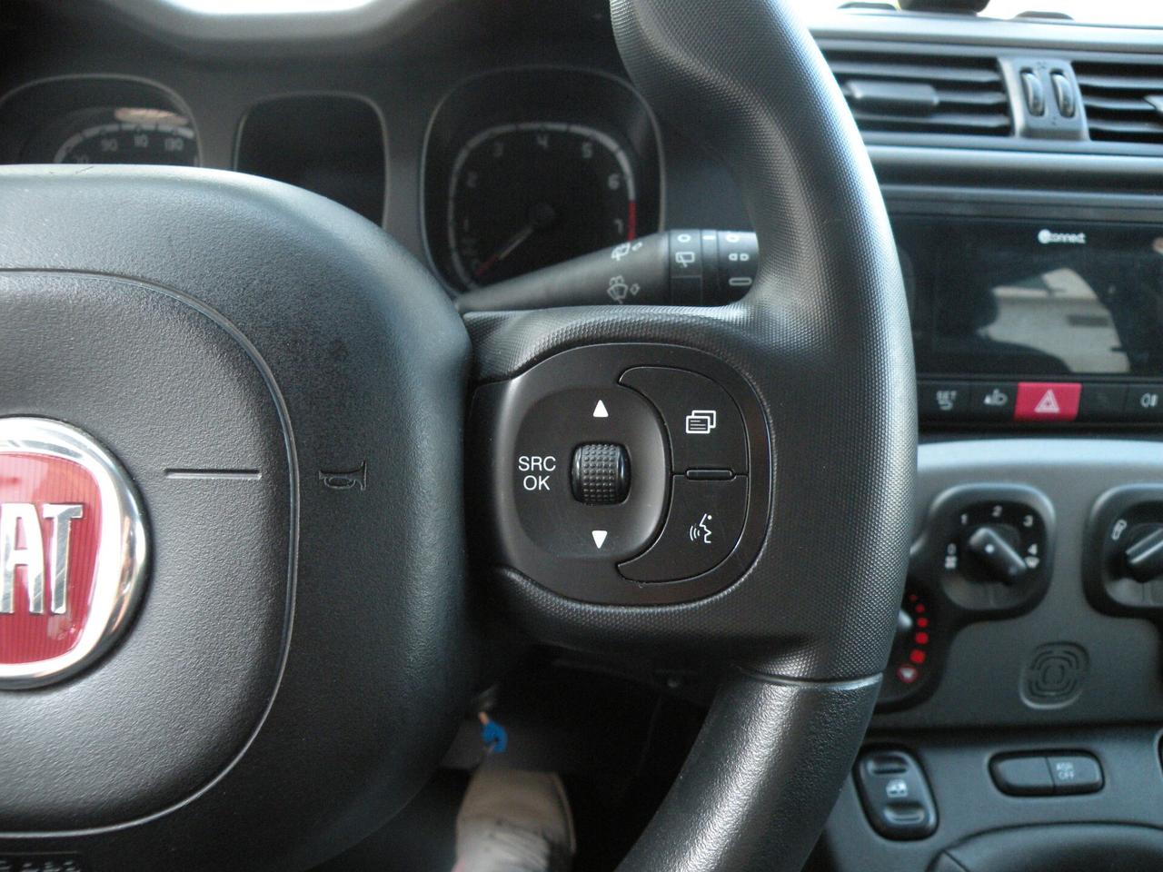 FIAT PANDA HYBRID 1.0 70CV 2022