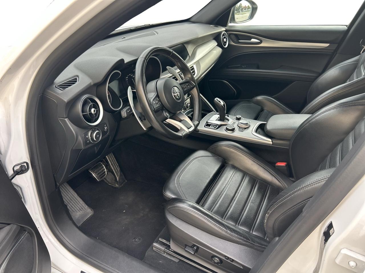 Alfa Romeo Stelvio 2.0 Turbo 280 CV AT8 Q4 Estrema