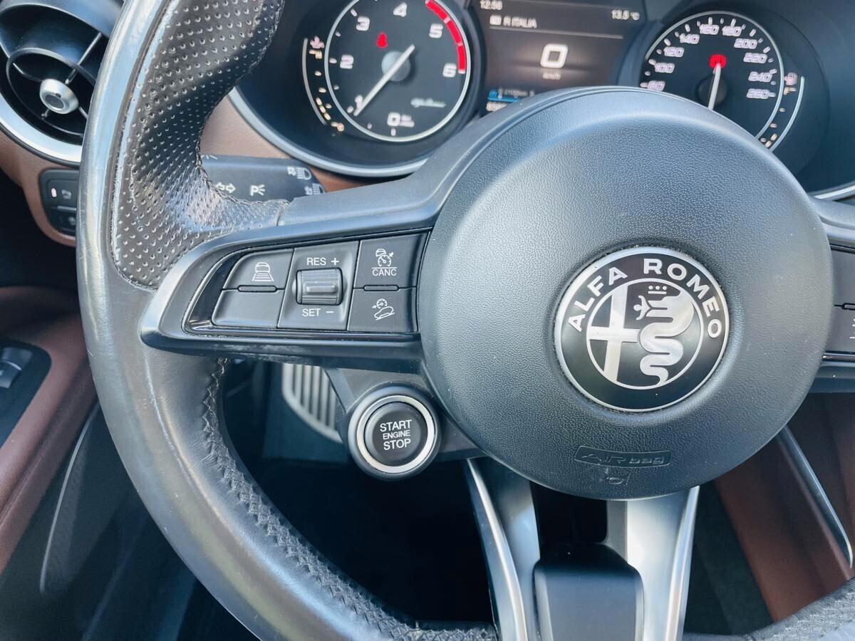 Alfa Romeo Stelvio 2.2 Turbodiesel 190 CV AT8 Sprint