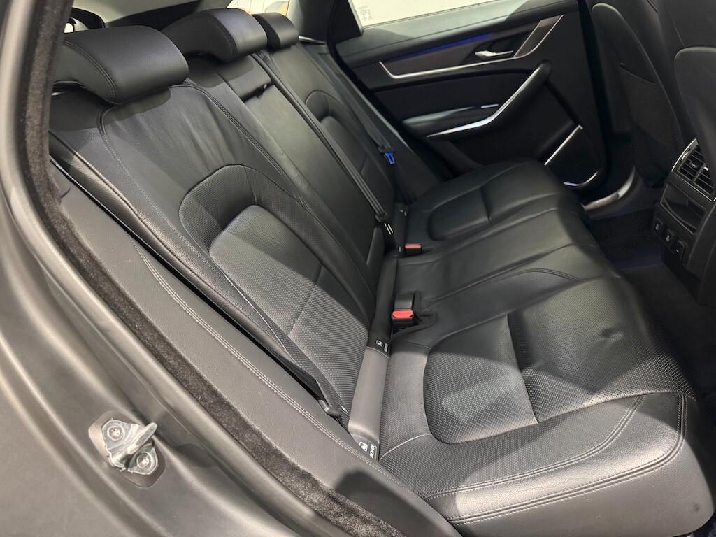Jaguar F-Pace 2.0 D 163 CV AWD aut. SE
