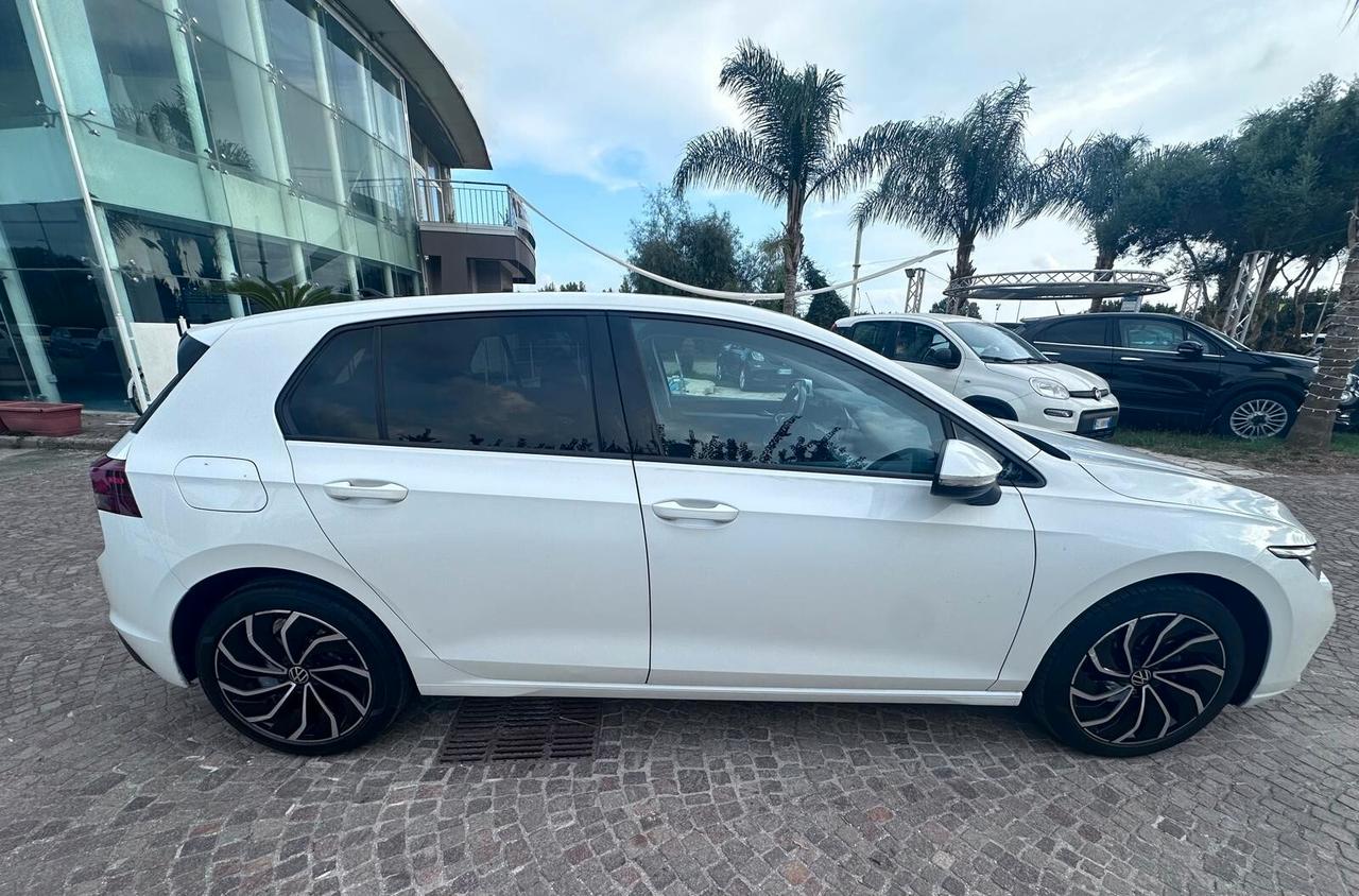 Volkswagen Golf 1.0 TSI EVO Life