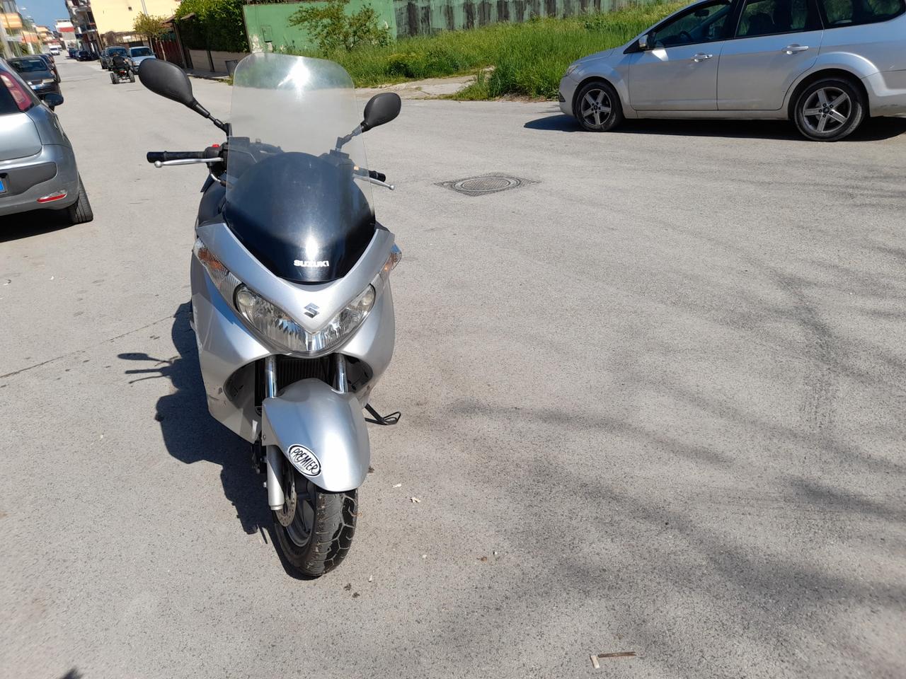 Suzuki Burgman 200cc solo 18 mila km