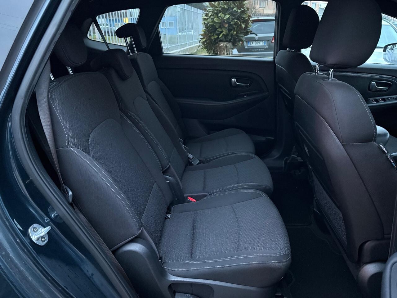 Kia Carens 1.7 CRDi 115 CV Business Class