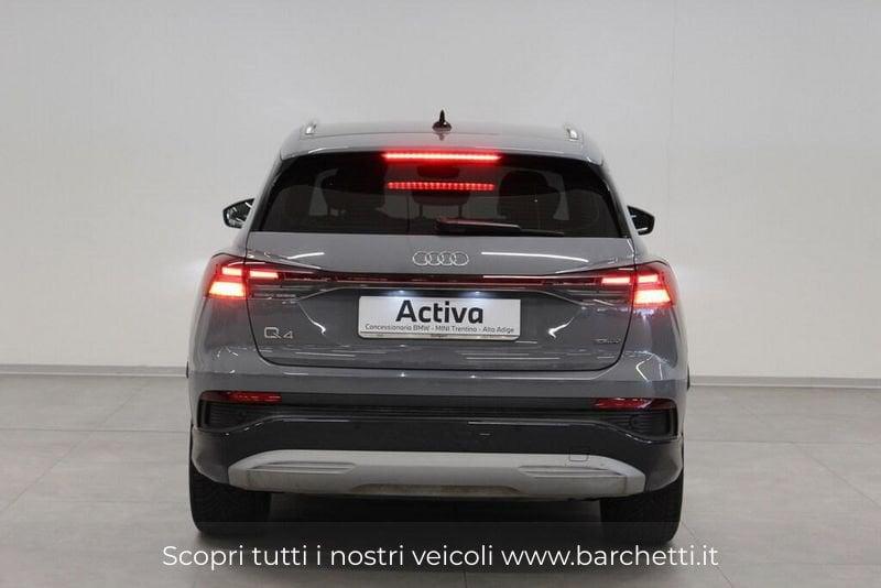 Audi Q4 e-tron 45 Business Advanced quattro