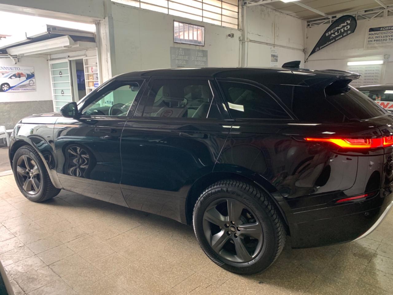 Land Rover Range Velar 2.0D I4 204 CV R-Dynamic HSE