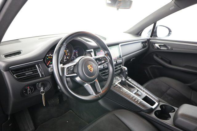 PORSCHE Macan Macan