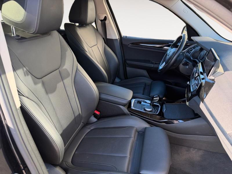 BMW X3 sdrive18d mhev 48V auto