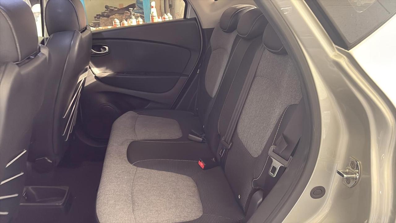 Renault Captur 1.5 dci 110cv intens