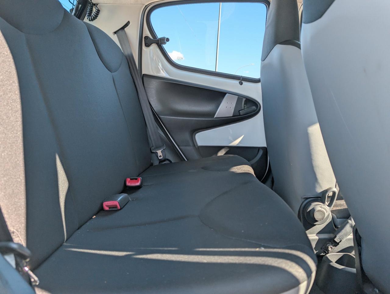 Toyota Aygo 1.0 12V VVT-i 5 porte Connect