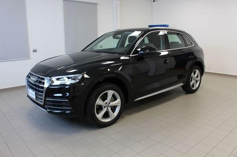 Audi Q5 40 TDI quattro S tronic Business Sport